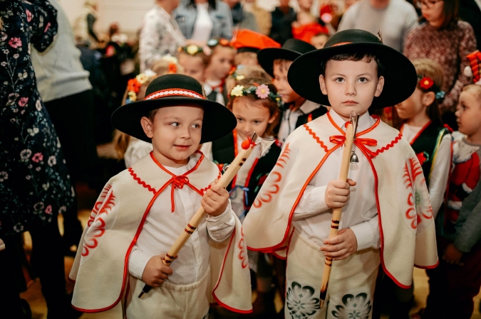 Spotkanie z Mikołajem na sali wiejskiej