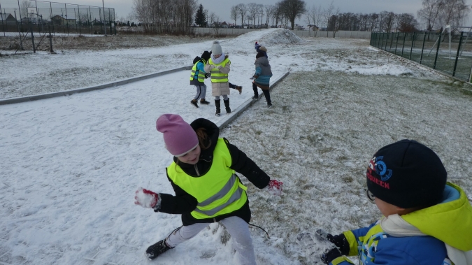 Zabawy na śnieżki