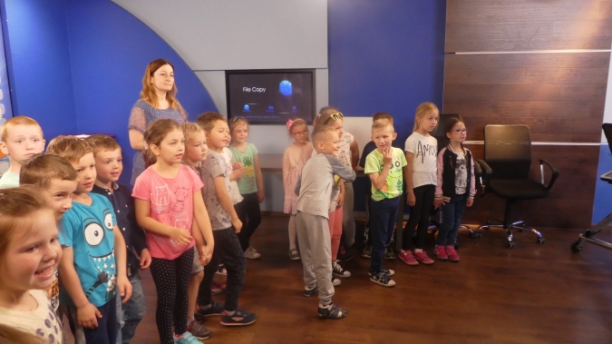 W TV PROART
